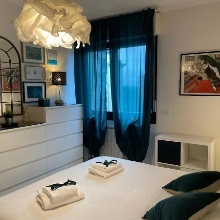 White&grey House *