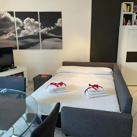 White&grey House Apartment *